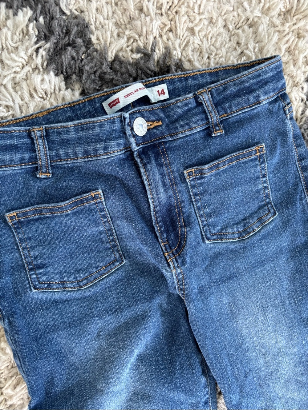 Levi’s girls size 14 Blue Denim Jeans fit n flare - Picture 2 of 5